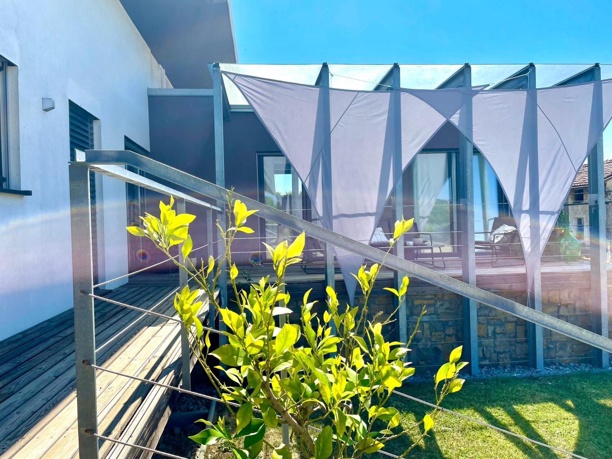 Mega Apartment Prvacina Exterior photo
